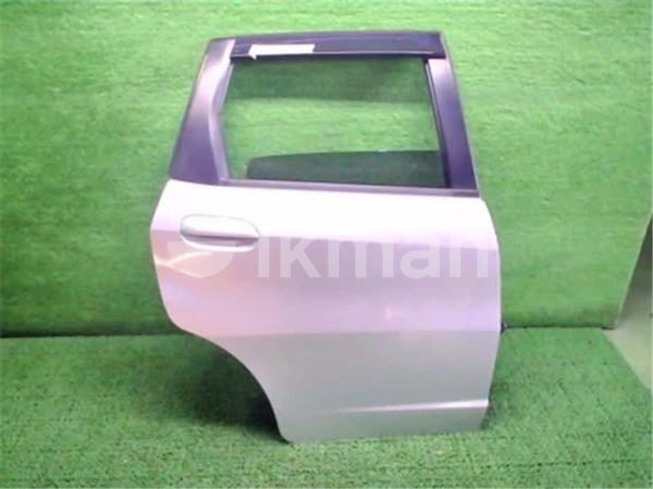 HONDA FIT GP1	SIDE DOOR